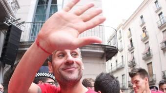 Jose Martínez (a la foto, en l'acte d'homenatge que l'afició va fer al Girona) ha tancat un cicle a Montilivi Foto:LLUÍS SERRAT