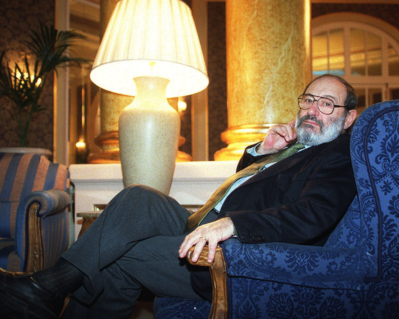 Imatge d'Umberto Eco en la visita que va fer el 2001 a Barcelona, una ciutat on va dir que hi viuria gustós.